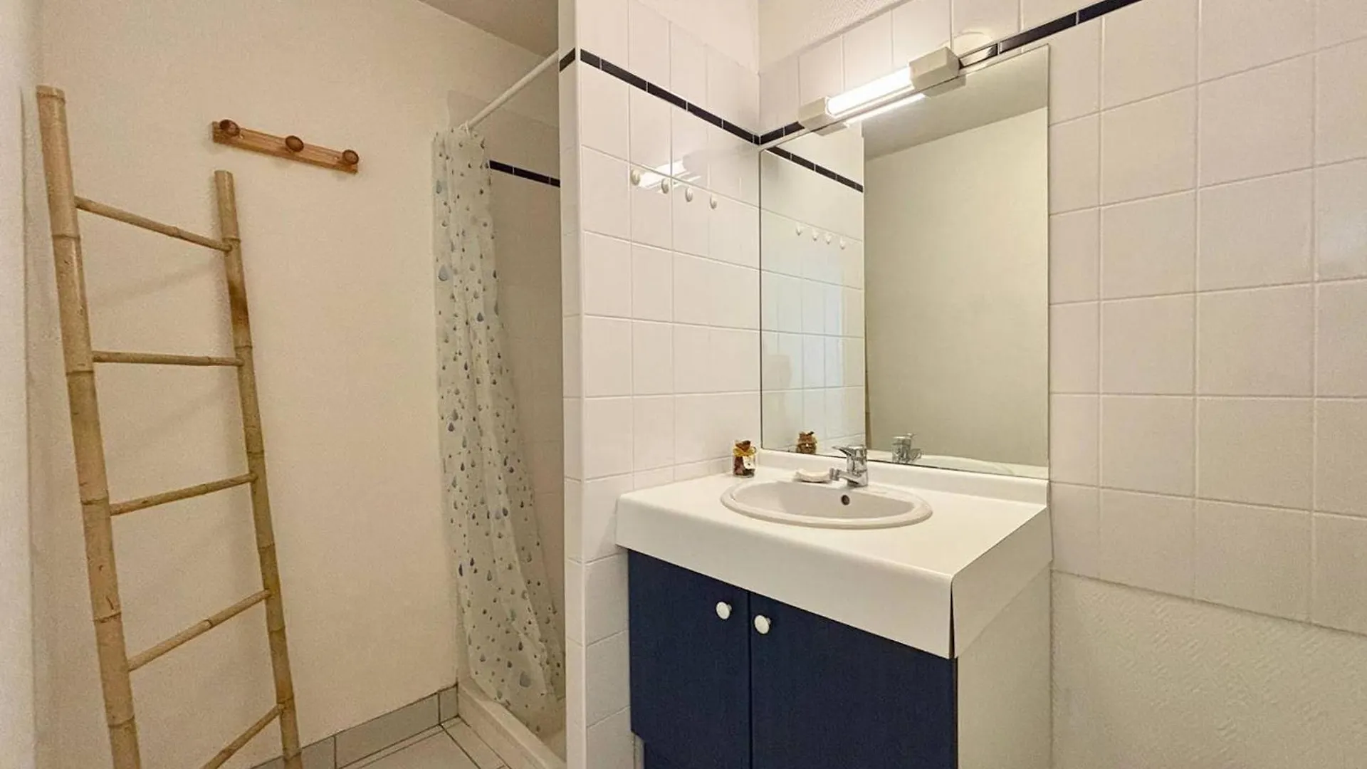 Apartamento Appartement 2 Pieces Avec Jardin, Calme, Proche Plage Et Commerces, Parking Prive Inclus, Carnac - Fr-1-377-33